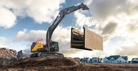 volvo-feature-crawler-excavator-ec300-cn4-more-productivity-more-fuel-efficiency-2324x1200