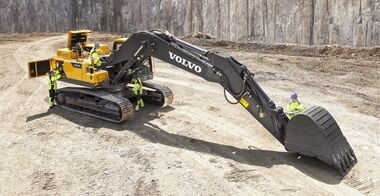 volvo-benefits-crawler-excavator-ec350d-t2-serviceability-2324x1200
