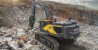 volvo-benefit-crawler-excavator-ec550-hammer-cn4-ready-to-work-2324x1200