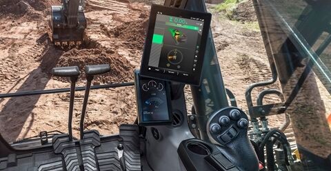 volvo-feature-crawler-excavator-ec750-cn4-your-partner-in-cab-powered-by-volvo-2324x1200