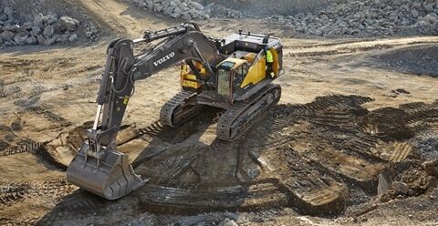 volvo-feature-crawler-excavator-ec950f-cn4-easy-service-access-boom-and-arm-2324x1200