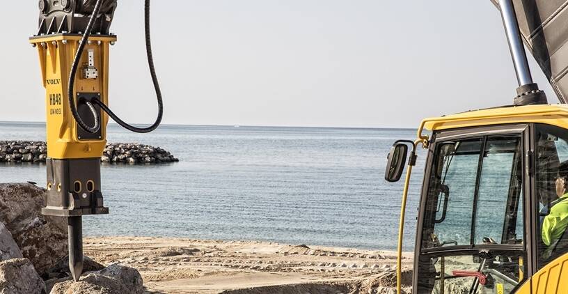 国产乱老熟妇吃嫩草