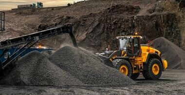 Volvo L260 Wheel Loader loading gravels from pile in quarry