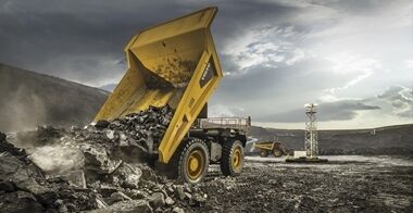 R100满载货容量的优势。