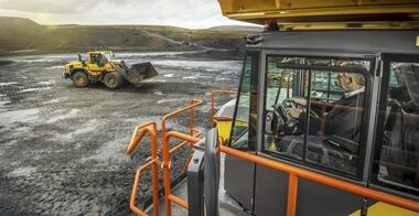 功能配置丰富，确保从内到外的安全。