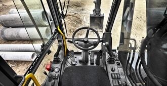 volvo-benefits-wheeled-excavator-ew205d-t3-volvo-cab-2324x1200