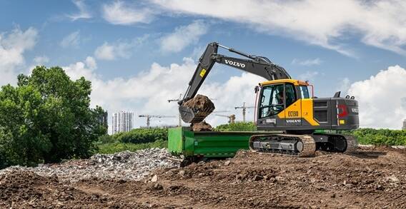 全新国四系列EC130履带式挖掘机