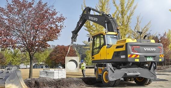 沃尔沃轮式挖掘机ew205d t3