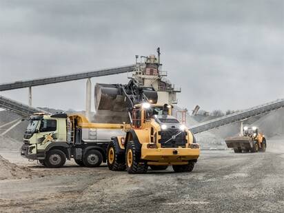 国产乱老熟妇吃嫩草