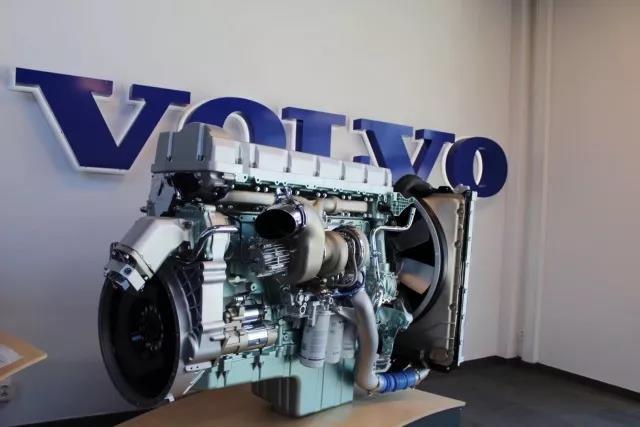 国产乱老熟妇吃嫩草