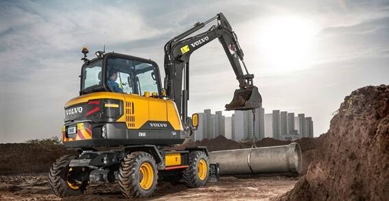 全新沃尔沃EW60轮式挖掘机