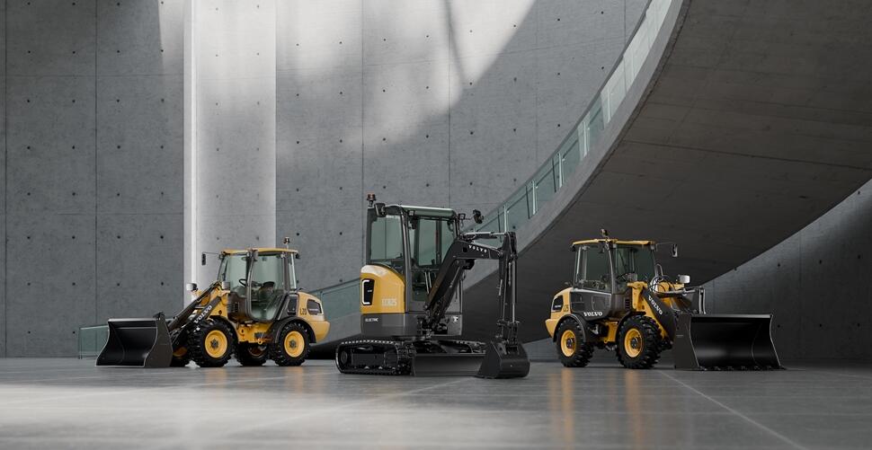 沃尔沃L20电动轮式装载机/沃尔沃ECR25电动挖掘机/沃尔沃L25电动轮式装载机（从左至右）